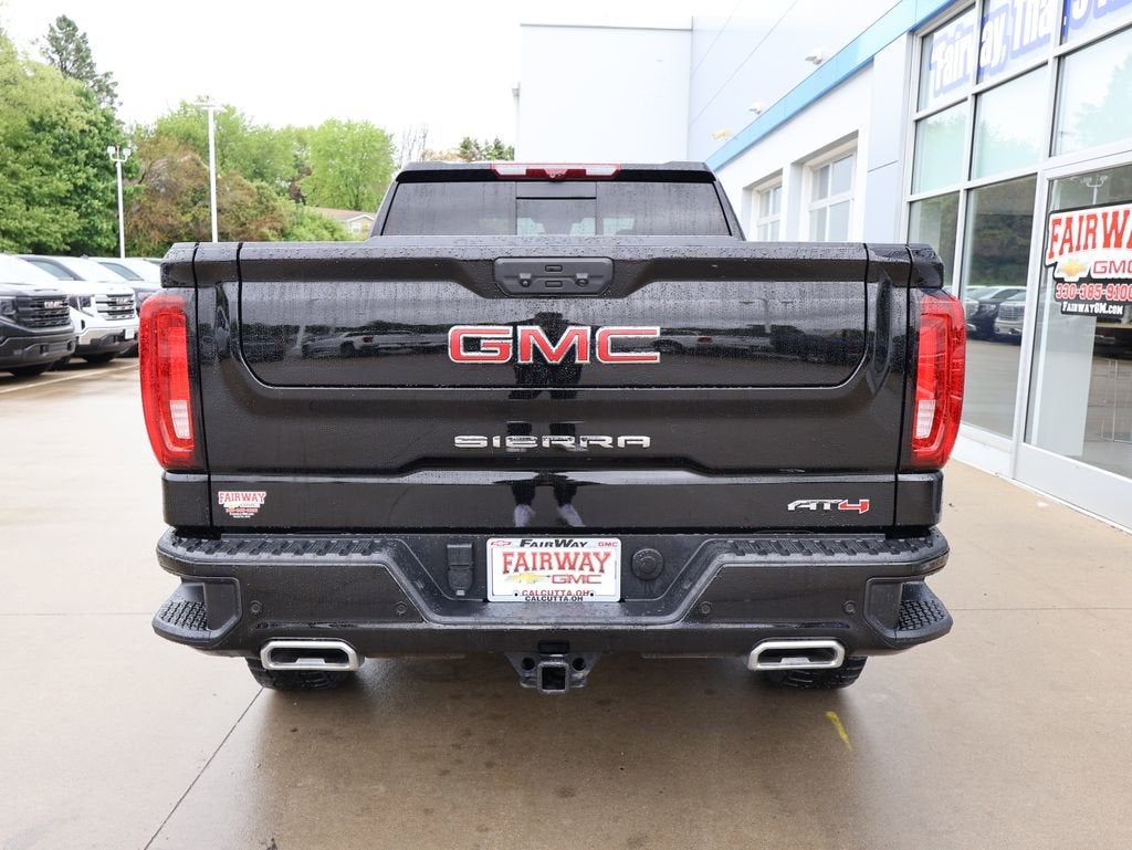 2024 GMC Sierra 1500 AT4