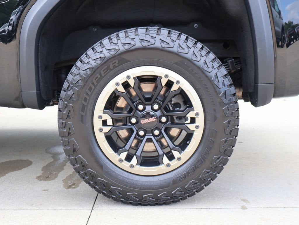 2024 GMC Sierra 1500 AT4X