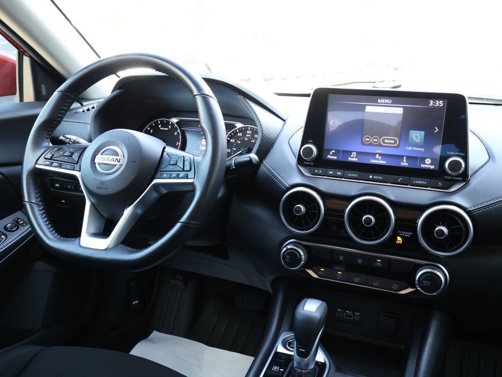2022 Nissan Sentra SV Xtronic CVT