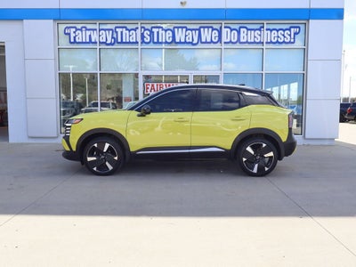 2025 Nissan Kicks SR Intelligent AWD