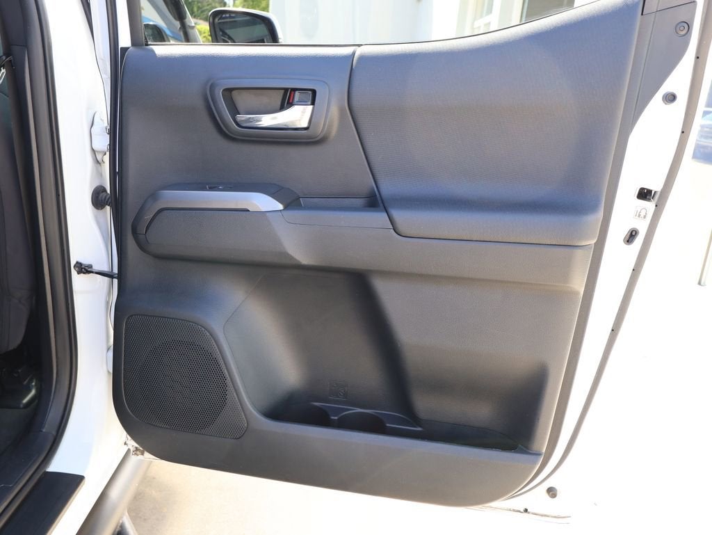 2016 Toyota Tacoma SR5