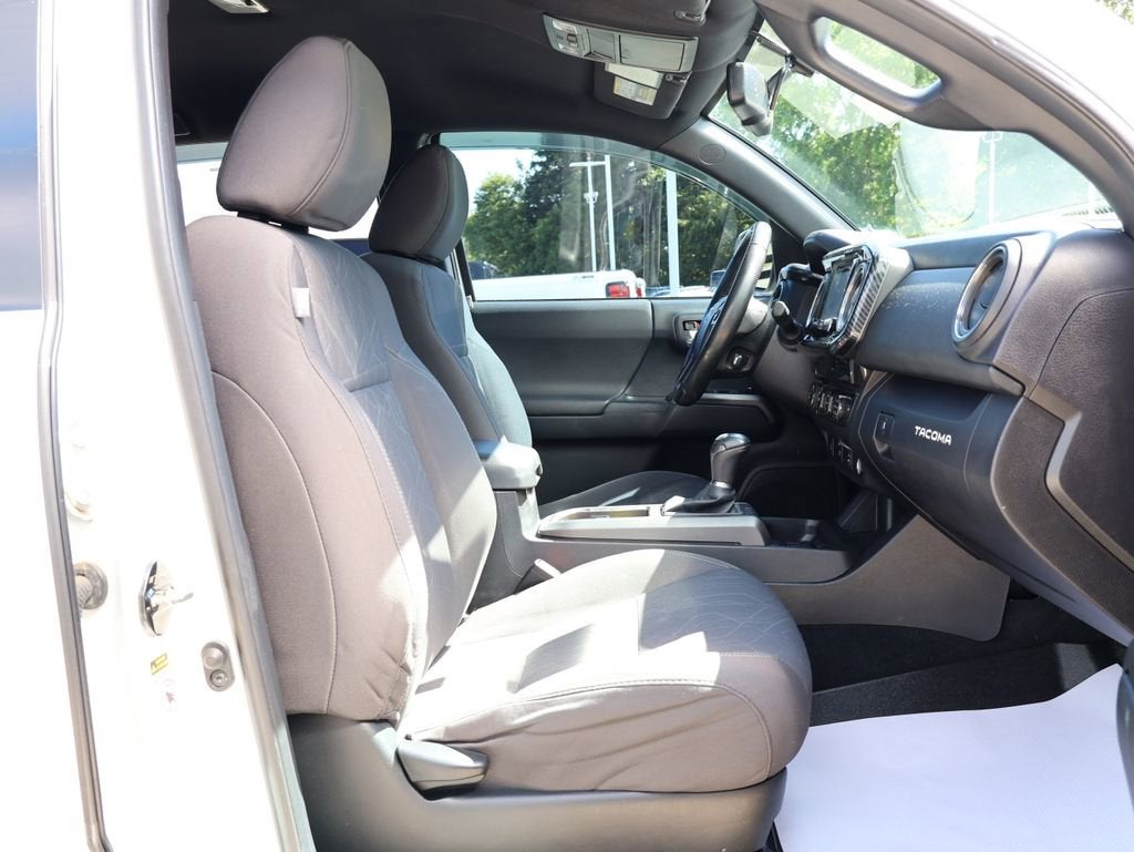 2016 Toyota Tacoma SR5