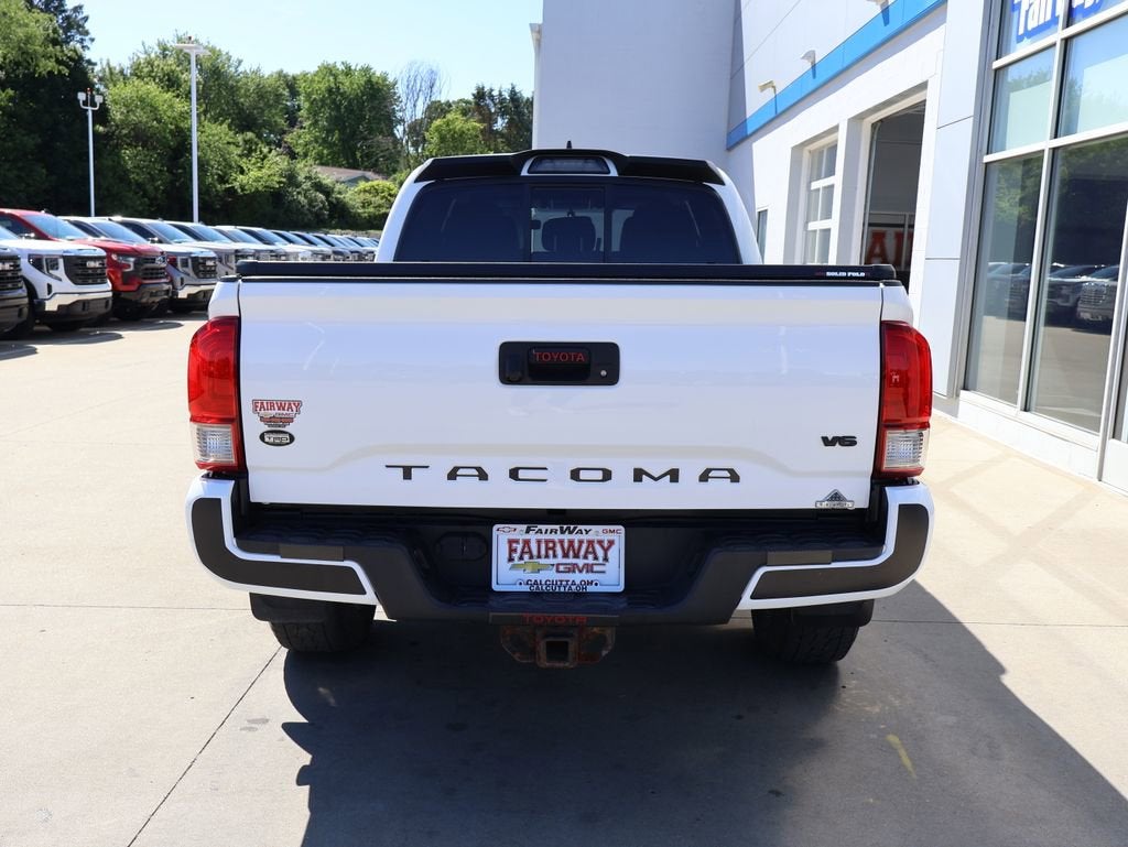 2016 Toyota Tacoma SR5