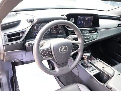 2022 Lexus ES 300h ES 300h