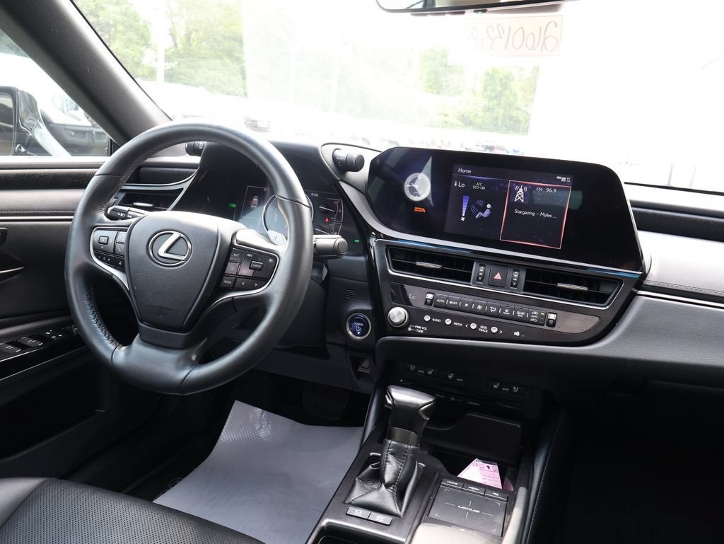 2022 Lexus ES 300h ES 300h