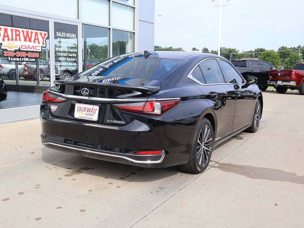2022 Lexus ES 300h ES 300h
