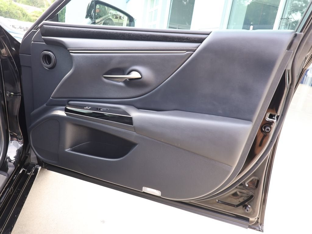 2022 Lexus ES 300h ES 300h