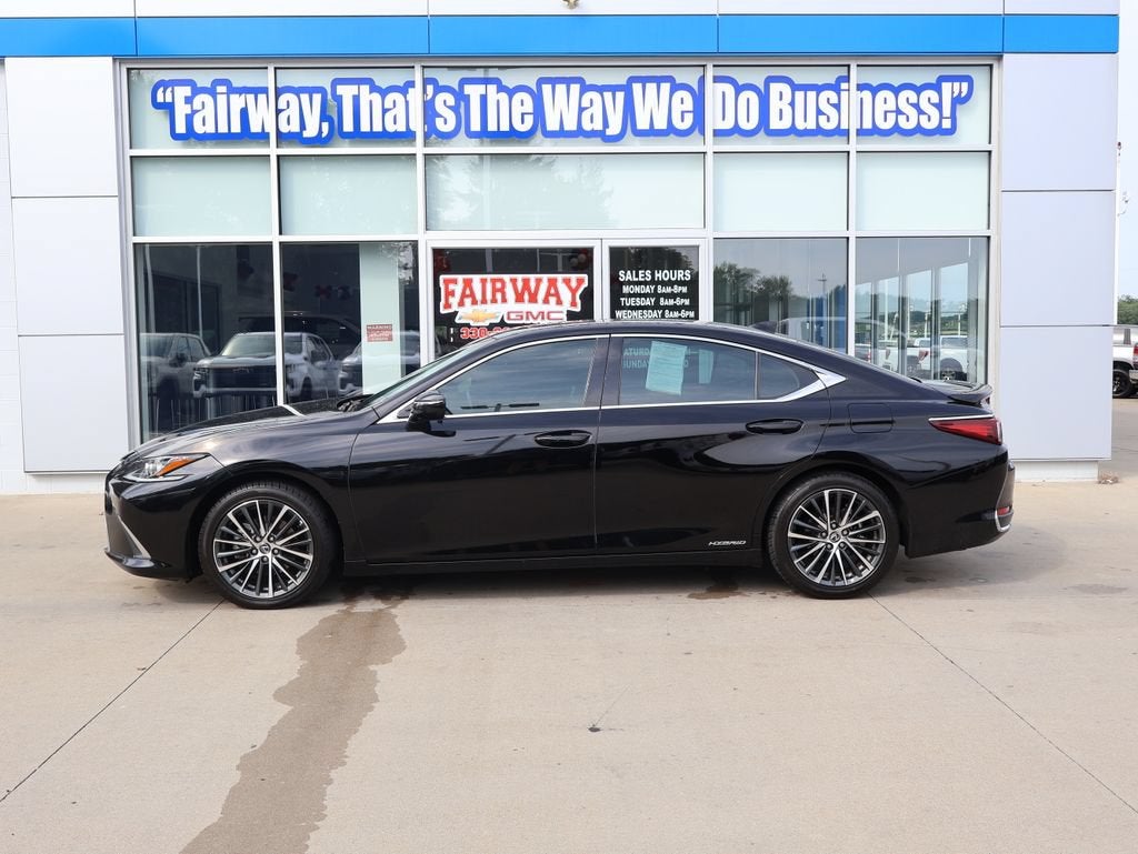 2022 Lexus ES 300h ES 300h