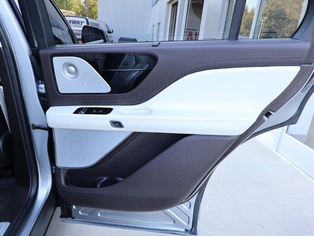 2023 Lincoln Aviator Black Label