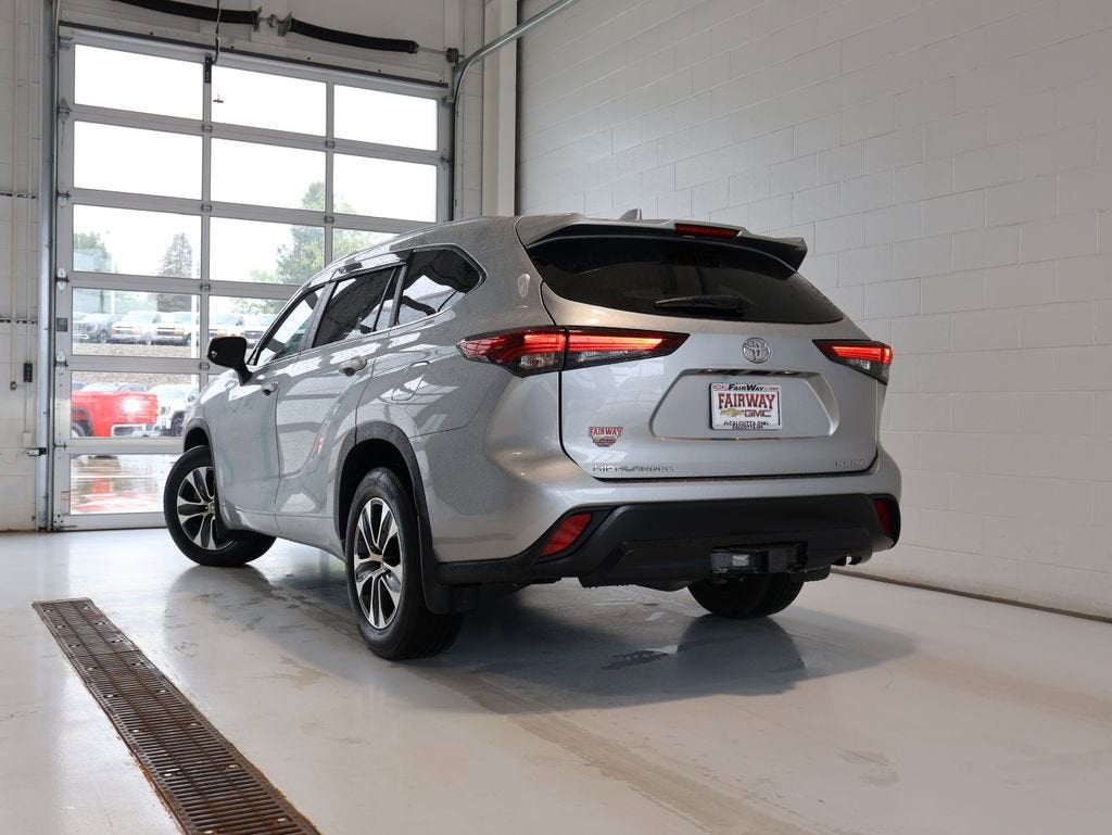 2024 Toyota Highlander XLE
