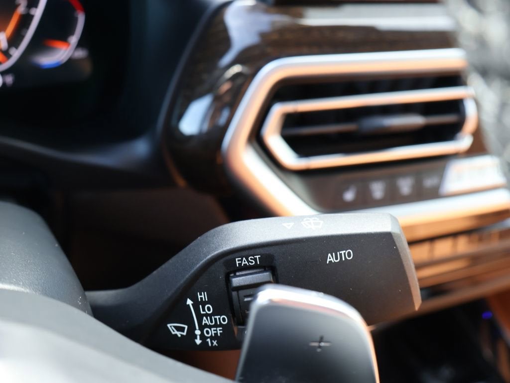 2023 BMW X4 xDrive30i