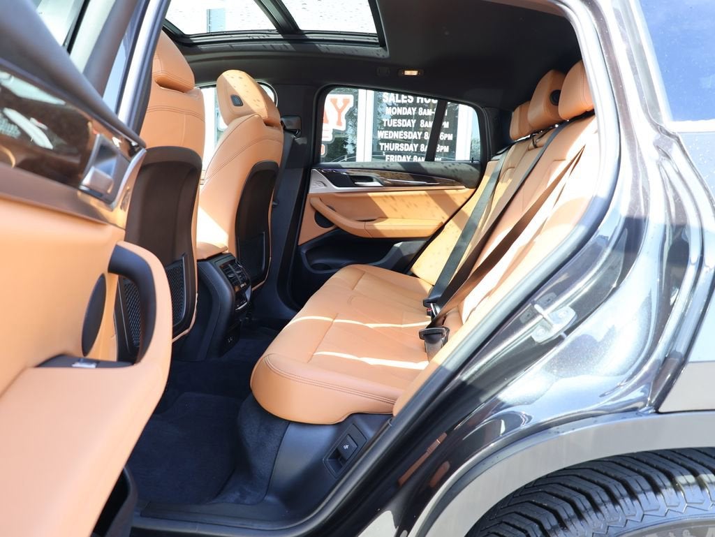 2023 BMW X4 xDrive30i