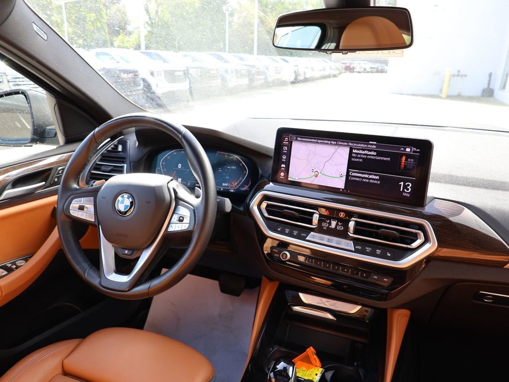 2023 BMW X4 xDrive30i