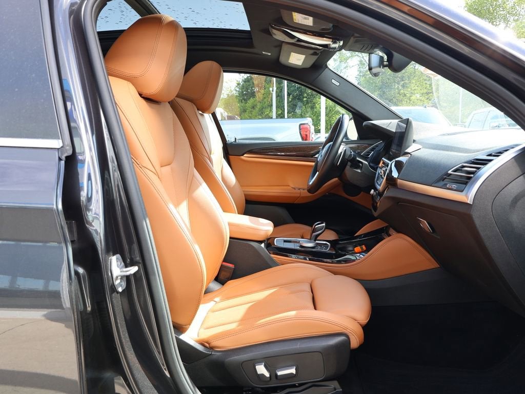 2023 BMW X4 xDrive30i