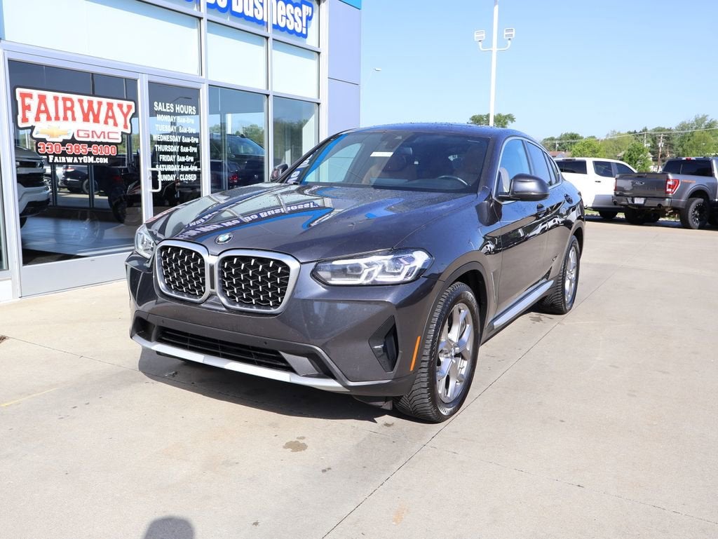 2023 BMW X4 xDrive30i
