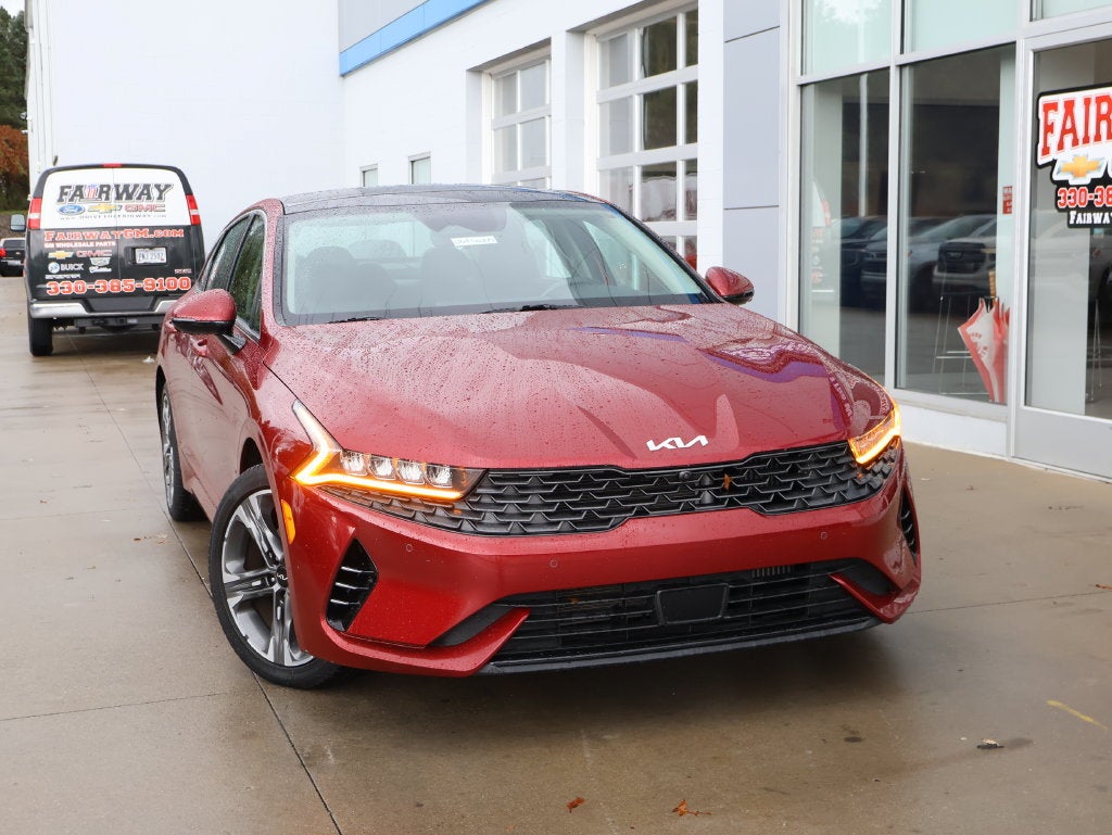 2022 Kia K5 EX