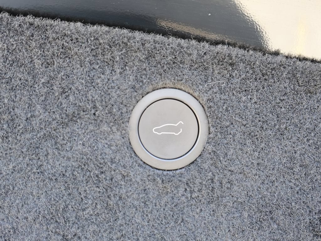 2023 Tesla Model X Plaid