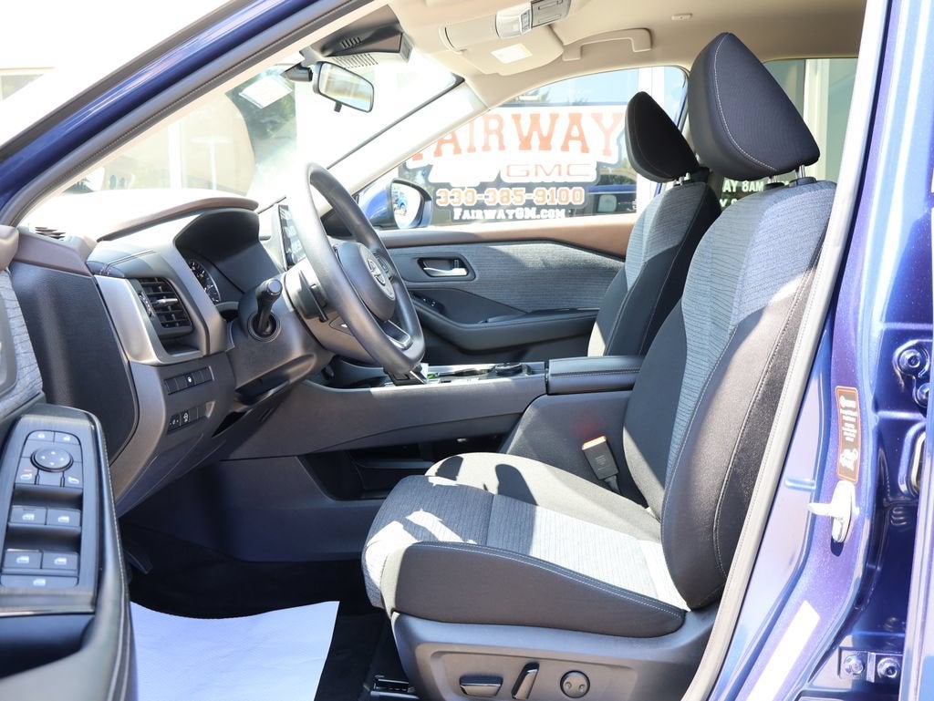 2023 Nissan Rogue SV Intelligent AWD
