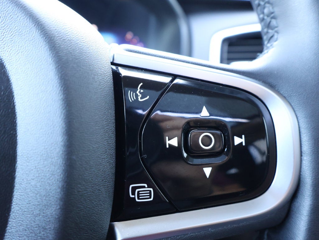 2024 Volvo XC90 Plus Bright Theme