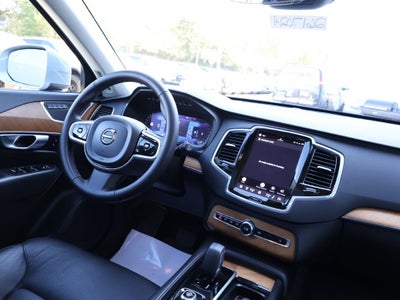 2024 Volvo XC90 Plus Bright Theme