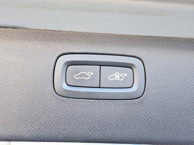 2024 Volvo XC90 Plus Bright Theme