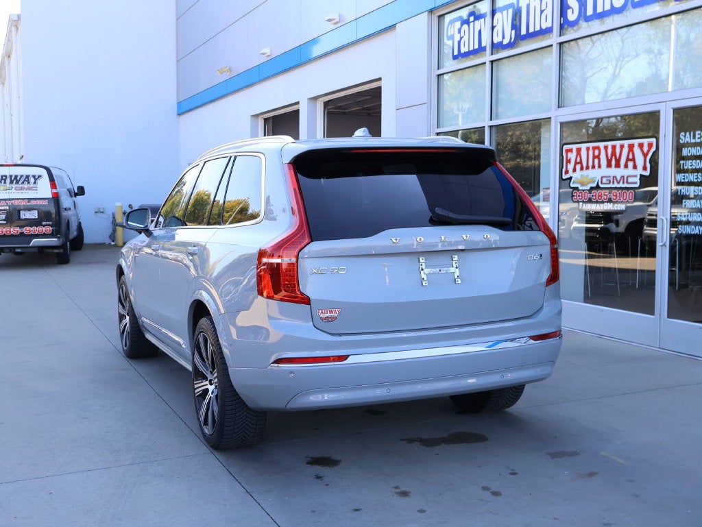 2024 Volvo XC90 Plus Bright Theme